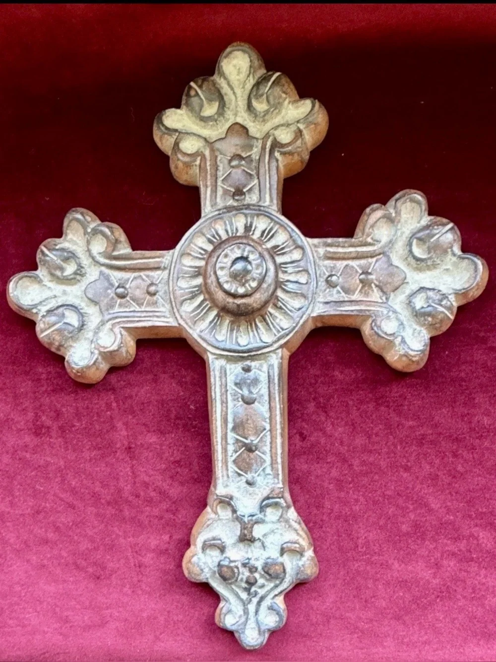 Vintage Ornate Medieval Style Wall Cross Hanging Decor Distressed Gold